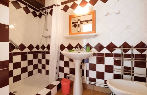 Fontiers-Cabardes Bed & Breakfast | Gîte Pour 4 Personnes "les Glycines" Près de Carcassonne