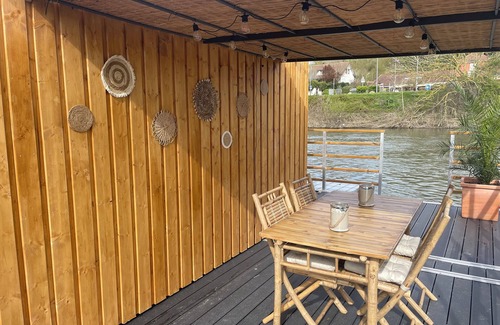 Bennecourt Boat Rental | Gîte Seine et Nature : Le Capitaine