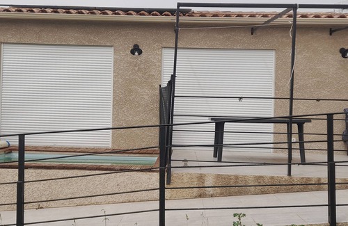 Combas Villa | Gîte Thym Dans Campagne Gardoise 5 à 6 Couchages Avec Terrasse+jardinet Clôturé