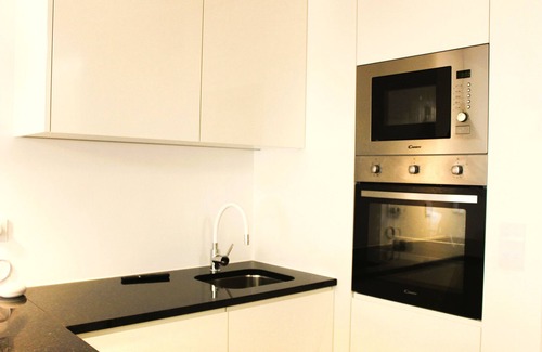 Braga Apartment | G 0.9 - Luxury Google Nest Smart House Pet Friendly