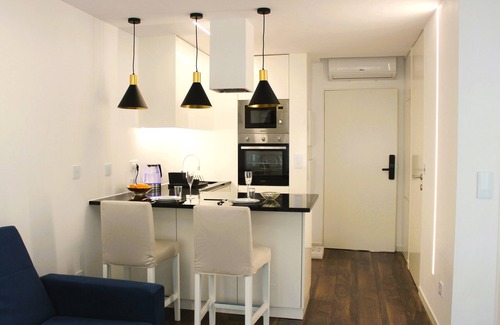 Braga Apartment | G 0.9 - Luxury Google Nest Smart House Pet Friendly