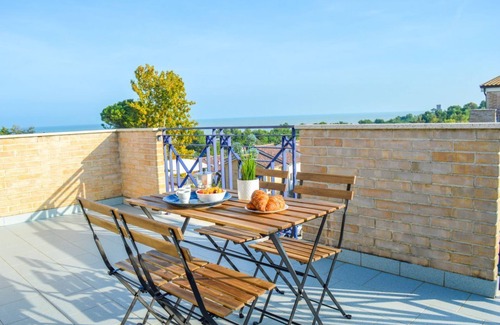Foggetta Apartment | G.Bay C26 - Second floor apartment with balcony and hill view