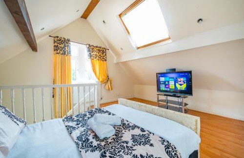 Leeds Apartment | *G11H* for a cosy luxurious lovely stay + Free Parking + Free Fast WiFi perfect for work or pleasure*