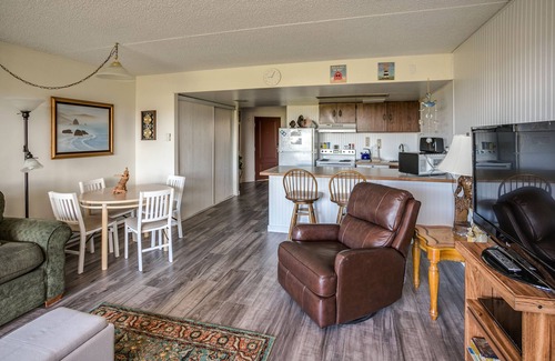 Gearhart Condo | G604 1st Floor, 1 bedroom limited ocean view, No cleaning fees