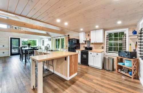 Belgrade House | Gables End Escape Lakefront Dock Kayaks