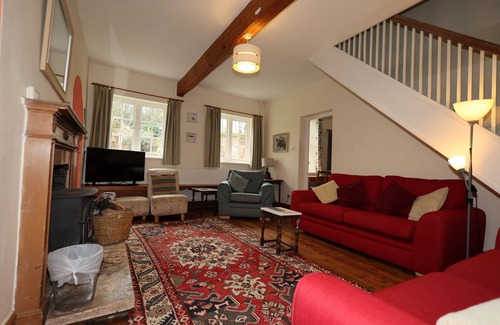 Norwich Cottage | Gaffers Cottage - sleeps 12 guests in 5 bedrooms