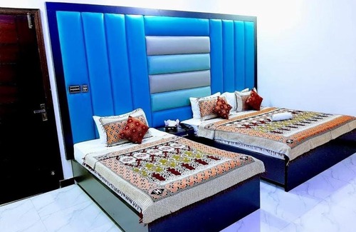 Gulshan-E-Jamal Hotel | Galaxy Inn Guest House