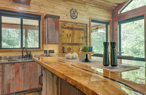 Galena Cabin | Galena Cabin on 20 Acres: 5 Mi to Downtown!