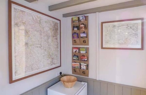 Litton Cottage | GALENA COTTAGE, pet friendly, character holiday cottage in Tideswell