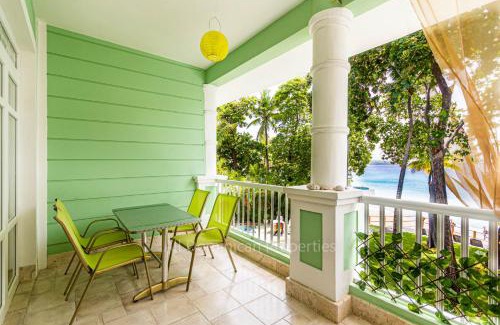El Batey Apartment | "Galeria Beach", Ocean front!
