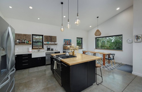 Bozeman House | Gallatin River Access, Fly Fishing, Fire Pit