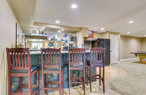Highlands Ranch Apartment | Game Room, Home Gym & Deck: Littleton Apartment