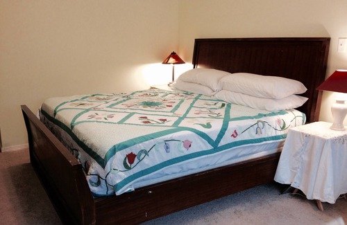 Southwood Valley House | Gameday Gem only 8 minutes from Kyle Field!