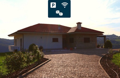 Travanca House | Games Room | Balcony | Wifi | MyStay