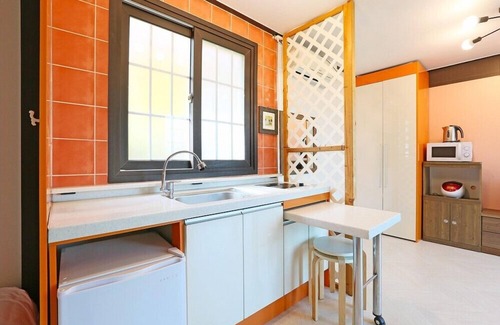 Ganghwa House | Ganghwa Iris Pension
