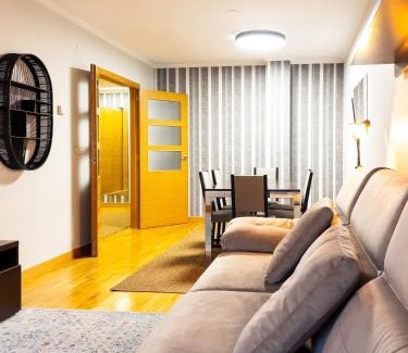 Maria Auxiliadora Apartment | Garcia Barbón18 by Vigovacaciones
