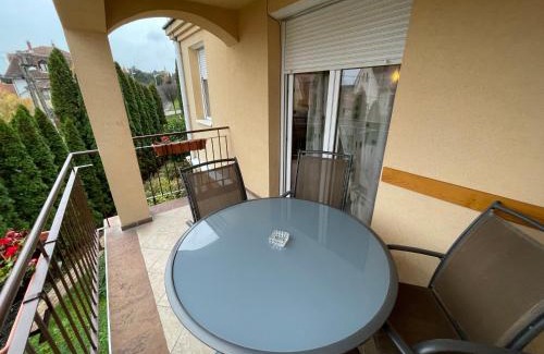 Heviz Apartment | Garda Wellness Apartmanház