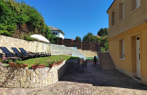 Heviz Apartment | Garda Wellness Apartmanház
