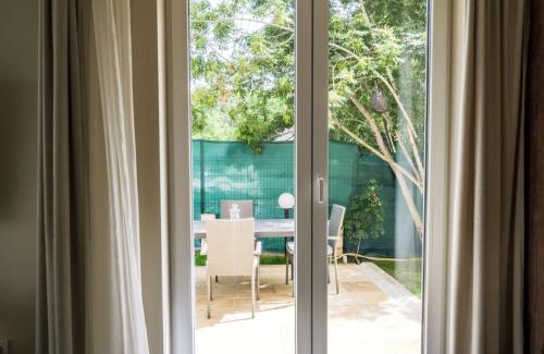Varna House | Garden Apartment Fichoza 2 - 80m from the sea