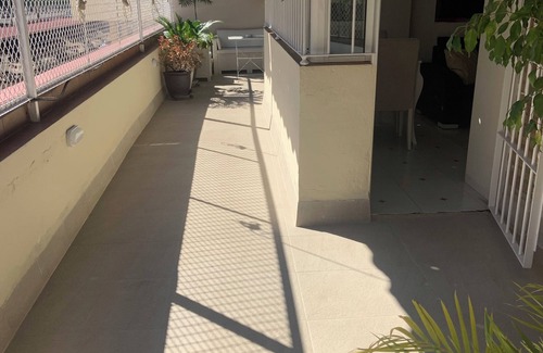 Giralda Sur Apartment | Garden apartment near the center