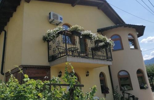 Ilidza Apartment | Garden Blue Sarajevo - free Parking