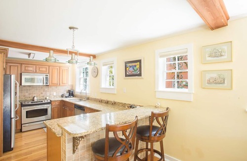 Historic Downtown Savannah Apartment | Garden Home on Jones Street Across from Clary's by Lucky Savannah