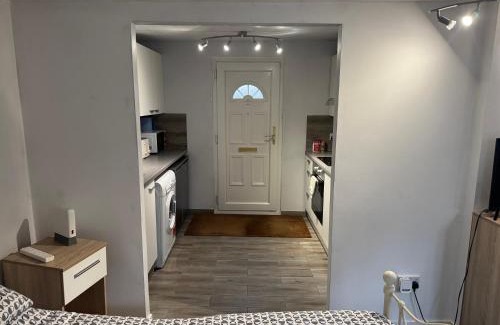 Worthing House | Garden lodge