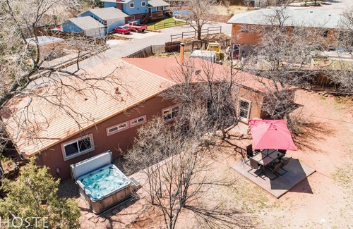 West Colorado Springs House | Garden of The Gods! Top Spot Hot Tub Pet Friendly