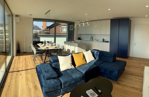 Ljubljana City Centre Apartment | Garden Residence - Premium Castle View Apartment