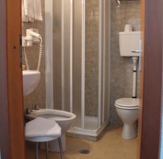 Calceranica al Lago Hotel | Garnì Bellavista