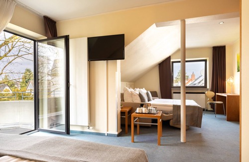 Brueck Hotel | Garner Hotel Cologne East by IHG