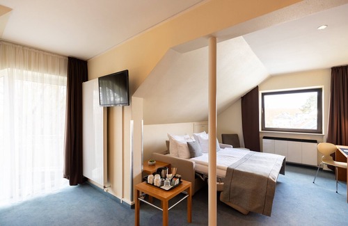 Brueck Hotel | Garner Hotel Cologne East by IHG