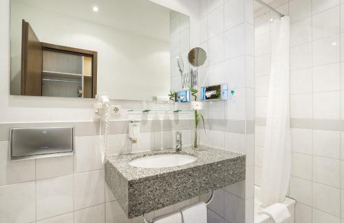 Porz Hotel | Garner Hotel Cologne Porz - Airport by IHG
