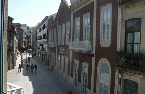 Povoa De Varzim Apartment | Garrett Houses Accommodation near the Beaches, Casino, Cinema Garrett, Metro Porto