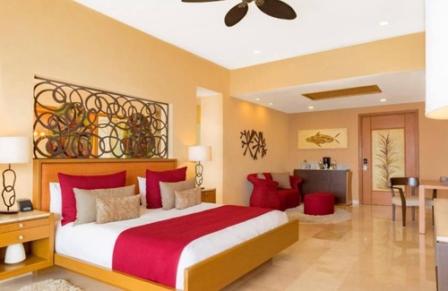 South Shore Hotel Area Resort | Garza Blanca Preserve Resort & Spa - Luxury Room