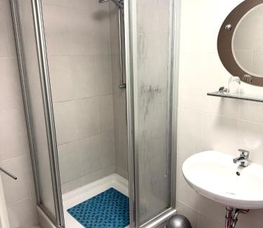 Zeithain House | Gaststätte und Pension Zum Rödereck
