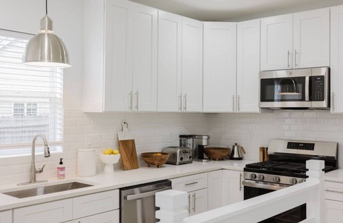 Northeast South Bend House | Gate 14–Your Home by the Dome!