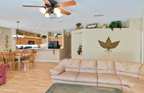 Sunset Lakes Villa | Gated Luxury Villa with Pool-Game Room Near Disney World