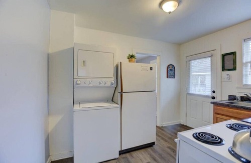 Midtown Apartment | Gated Midtown Cottage with Perfect Location!