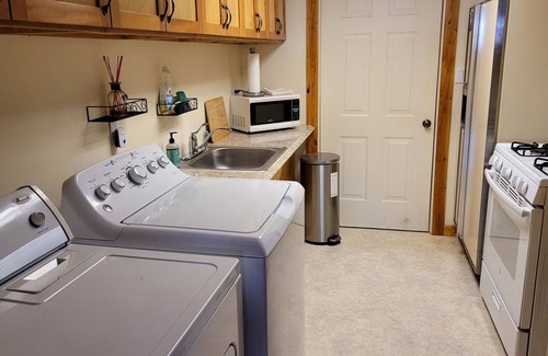 Crawford Apartment | Gateways to Transformation Retreat Center Bed and Breakfast Apartment