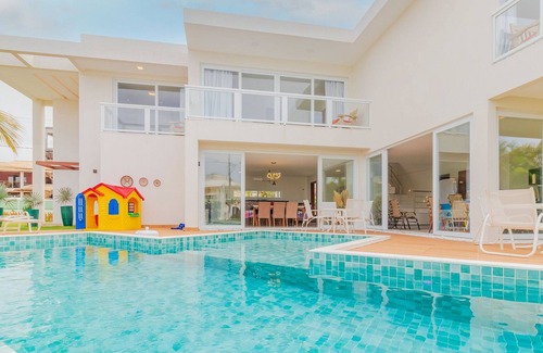 Centro House | GB05 Excelente Casa 5 Suítes - Guarajuba