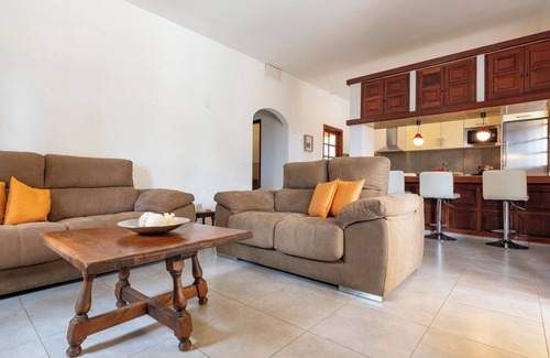 Mogan House | GC0285 Holiday house with shared pool in Mogán