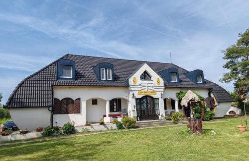 Jakabszallas House | Gedeon Tanya Panzió