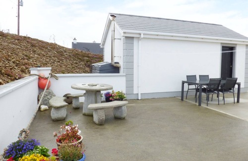 Malin House | GELMAR'S COASTAL VIEW, family friendly in Malin Head, County Donegal