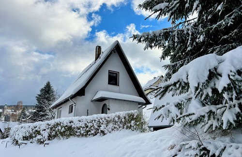 Pobershau House | Gemütliche Berghütte mit Kamin im Erzgebirge Nahe Schwarzwassertal