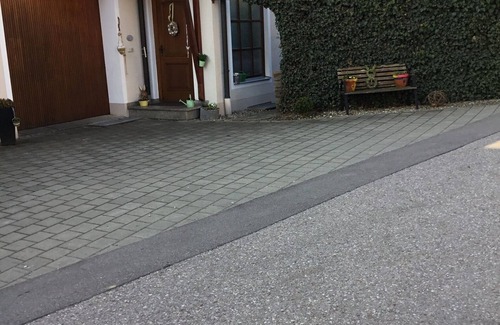 Ehekirchen Apartment | Gemütliche Ferienwohnung im Grünen