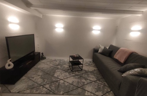 Jesewitz House | Gemütliche Ferienwohnung mit Großer Terrasse und Eigenem Garten