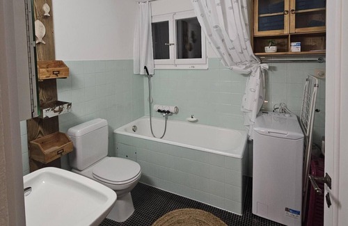 Montreux Apartment | Gemütliche Ferienwohnung mit Fantastischer Fernsicht Über dem Genfersee