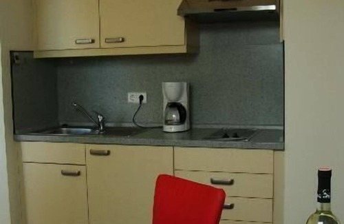 Safferstetten Apartment | Gemütliches Feriendomizil (45qm) mit Balkon und Glasfront