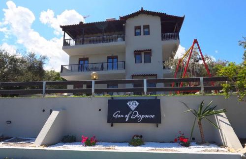 Vourvourou Apartment | Gem of Diaporos
